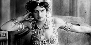 Mata Hari: Yüzlerce Erkeği Kendisine Aşık Eden Tarihin En Ünlü Kadın Casusu