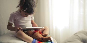 Uzmanlar Açıklıyor! Çocuklar Kaç Yaşından İtibaren Sosyal Medya Kullanmalı?