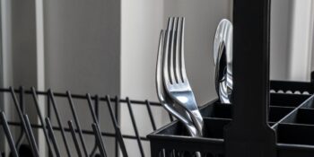 Aman Dikkat! Bulaşık Makinesinde Asla Yıkamamanız Gereken 11 Şey