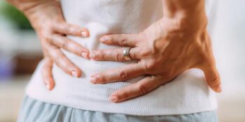 Uzmanlar Açıklıyor! Sırt Ağrısının Göz Ardı Edilen En Yaygın 6 Nedeni