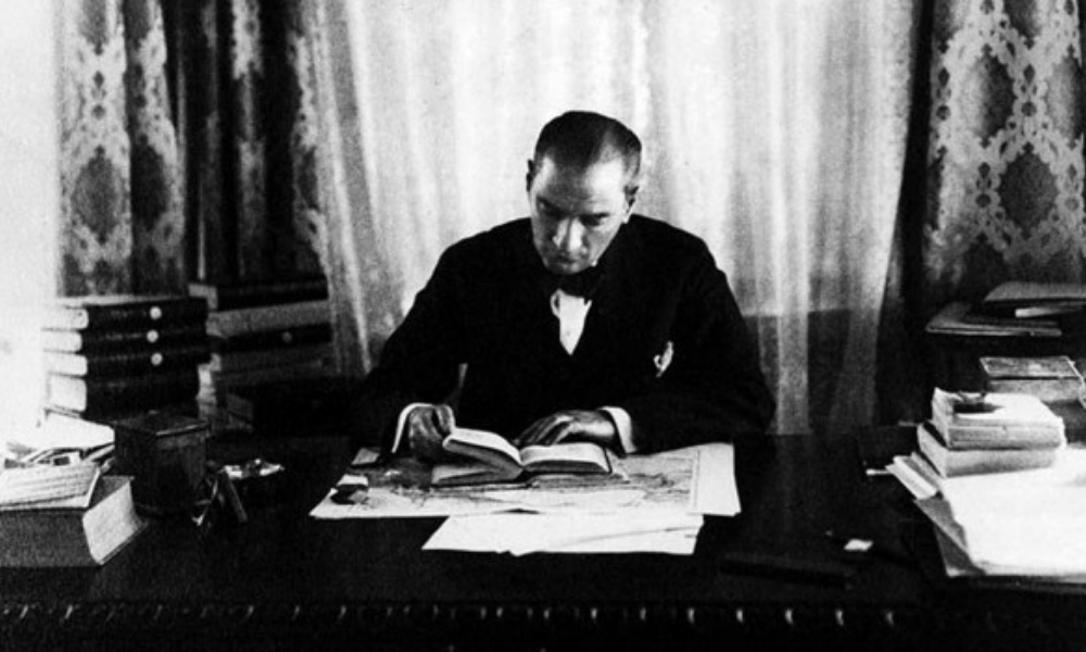 atatürk'ün yazdığı kitapların isimleri