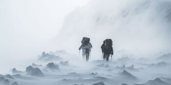 Tehlike Anında Yanınızda Başka Biri Varmış Gibi Hissetmenize Neden Olan Üçüncü Adam Sendromu Nedir?