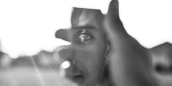 Psikologlar Açıklıyor! İlişkilerde Kıskançlıkla Başa Çıkmak İçin Bilmeniz Gereken 5 Şey