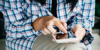 Empati Yeteneğinden Hızlı Karar Alabilmeye: Psikologlara Göre Mesajlara Hızlı Yanıt Veren Kişilerin 8 Ortak Özelliği