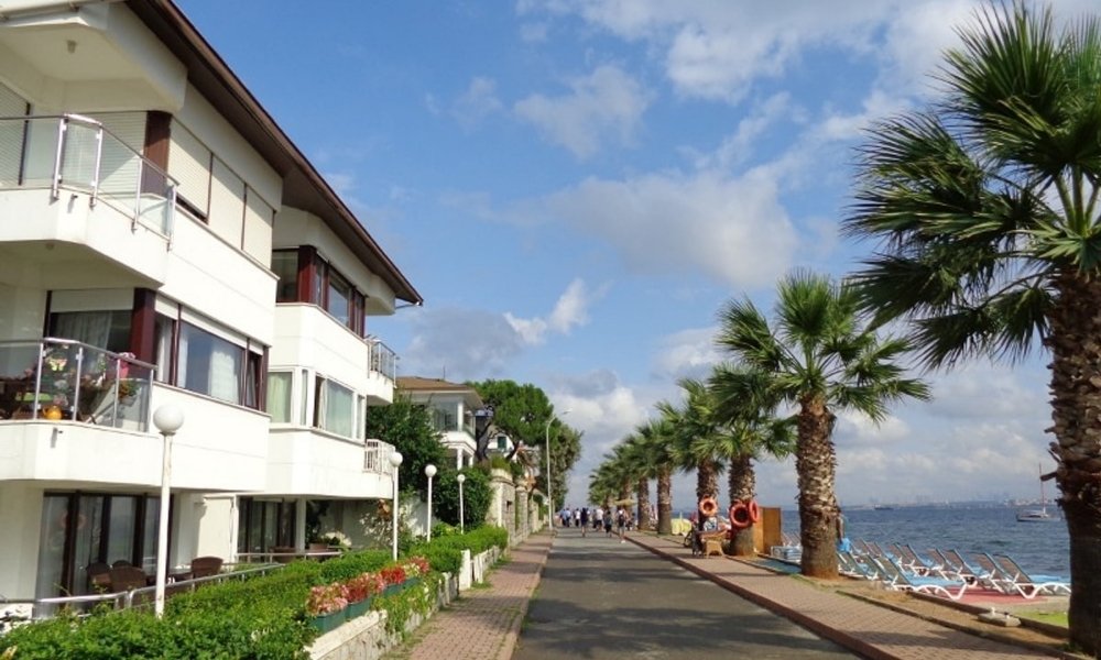 Kınalıada