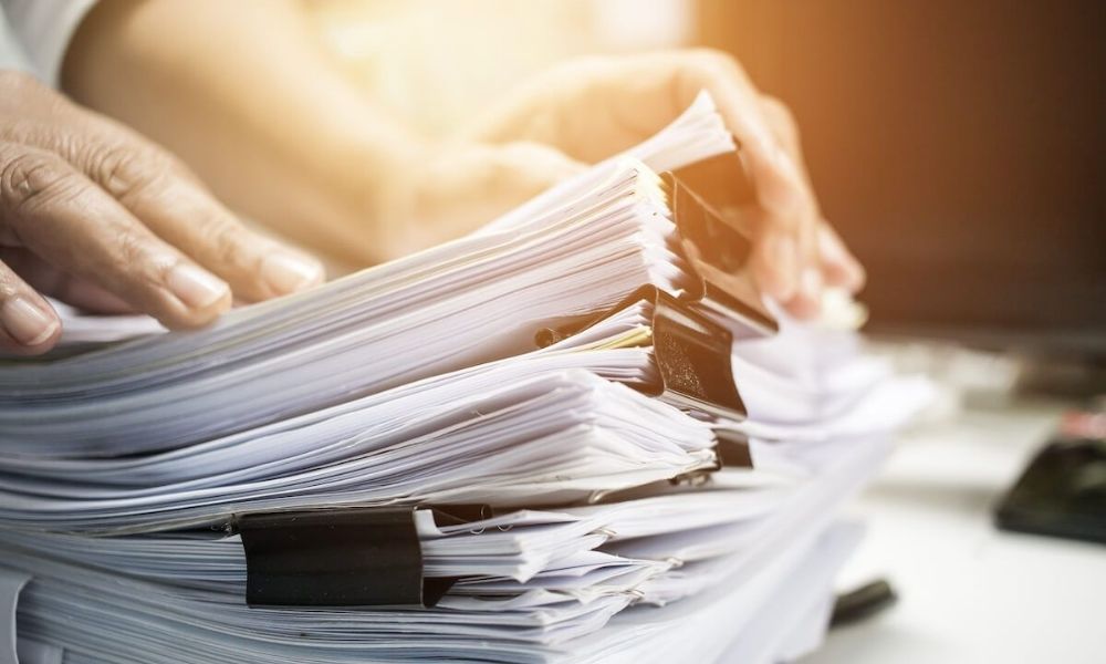 plastik kutularda saklamamanız gereken eşyalar