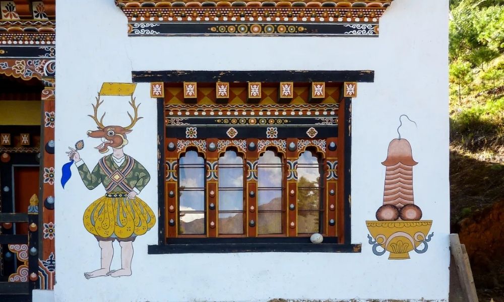 Bhutan’daki duvarlarda penis