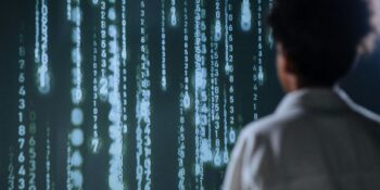 Araştırma: ChatGPT, Birleşik Krallık’taki Giriş Seviyesi İşlerin Önemli Bir Kısmını İnsanların Elinden Aldı