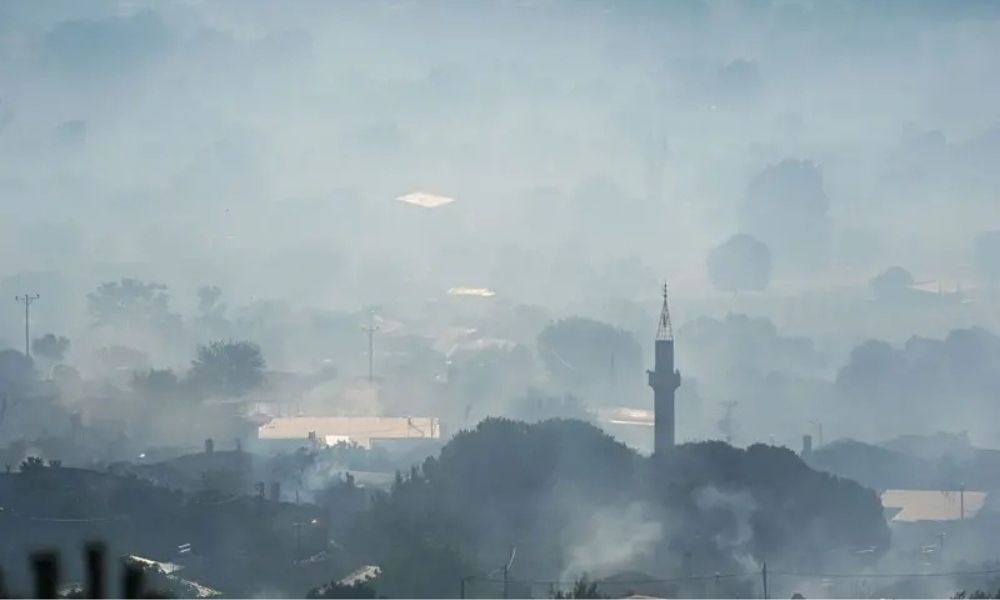 İzmir’de yangınlarla mücadele devam ediyor