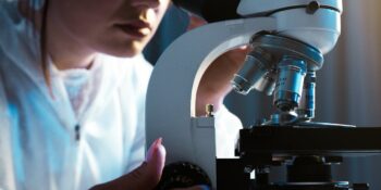 Kanserden Böbrek Yetmezliğine: Doktorların Kokuyla Tespit Edebildiği 12 Hastalık