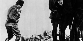 30 Ağustos Zafer Bayramına Giden Süreç: Atatürk’ün Kocatepe’deki Ünlü Fotoğrafının Hüzünlendiren Hikayesi