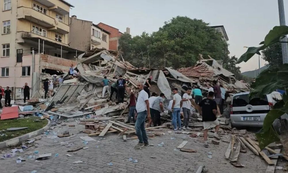 Balıkesir'de deprem