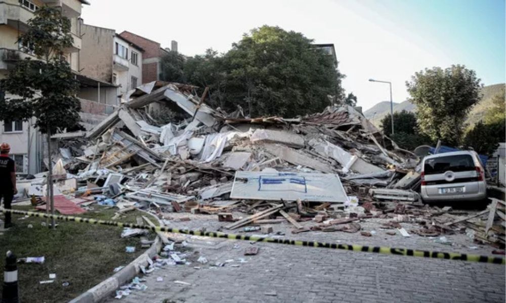 Balıkesir'de deprem