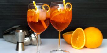 Yaz Aylarının Vazgeçilmezi! Tam Kıvamında Spritz Kokteyli Nasıl Yapılır?
