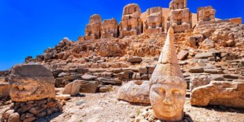 UNESCO Dünya Mirası Listesinde Yer Alan Nemrut Dağı Hakkında Bilinmesi Gereken 10 Şey