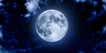 Gökyüzü Meraklıları Buraya! 2026 Yılı Dolunay Takvimi ve Ay Evreleri