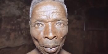 Callixte Nzamwita: Kadın Korkusu (Jinefobi) Nedeniyle 55 Yıldır Toplumdan İzole Yaşayan Adam