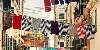 Tekstil Ürünlerinin Ömrünü Kısaltmayın! Çamaşır Yıkarken Hepimizin Yaptığı 7 Hata