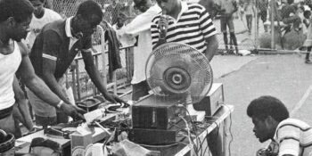 Sokaklardan Dünyaya Uzanan Bir Kültür: Hip Hop Tarihi ve Kültürü Nasıl Ortaya Çıktı?