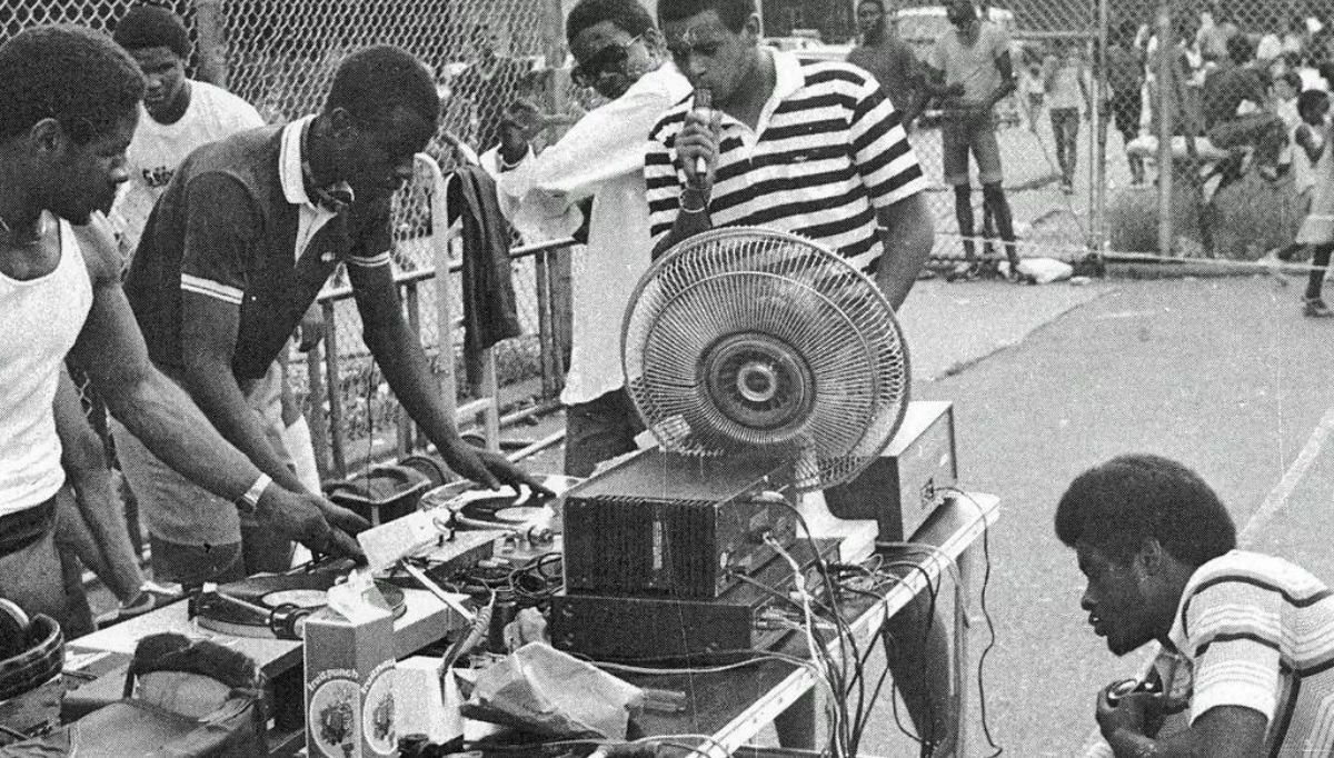 Sokaklardan Dünyaya Uzanan Bir Kültür: Hip Hop Tarihi ve Kültürü Nasıl Ortaya Çıktı?