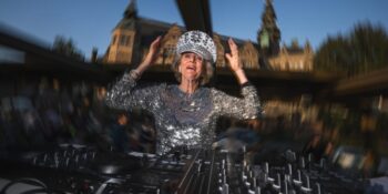 Madelein Månsson: İsveç’in 81 Yaşındaki En Popüler DJ’i Hakkında Bilmeniz Gerekenler
