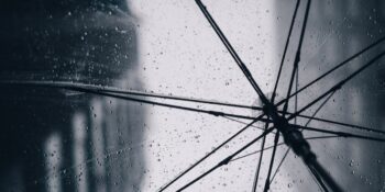 Psikologlar Açıklıyor! Çevremizdeki İnsanlarla Neden Sürekli Hava Durumundan Konuşuruz?