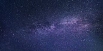 Dışarıdan Çok Sert Görünseler de Aslında Hassas Kalpli Olan 4 Burç