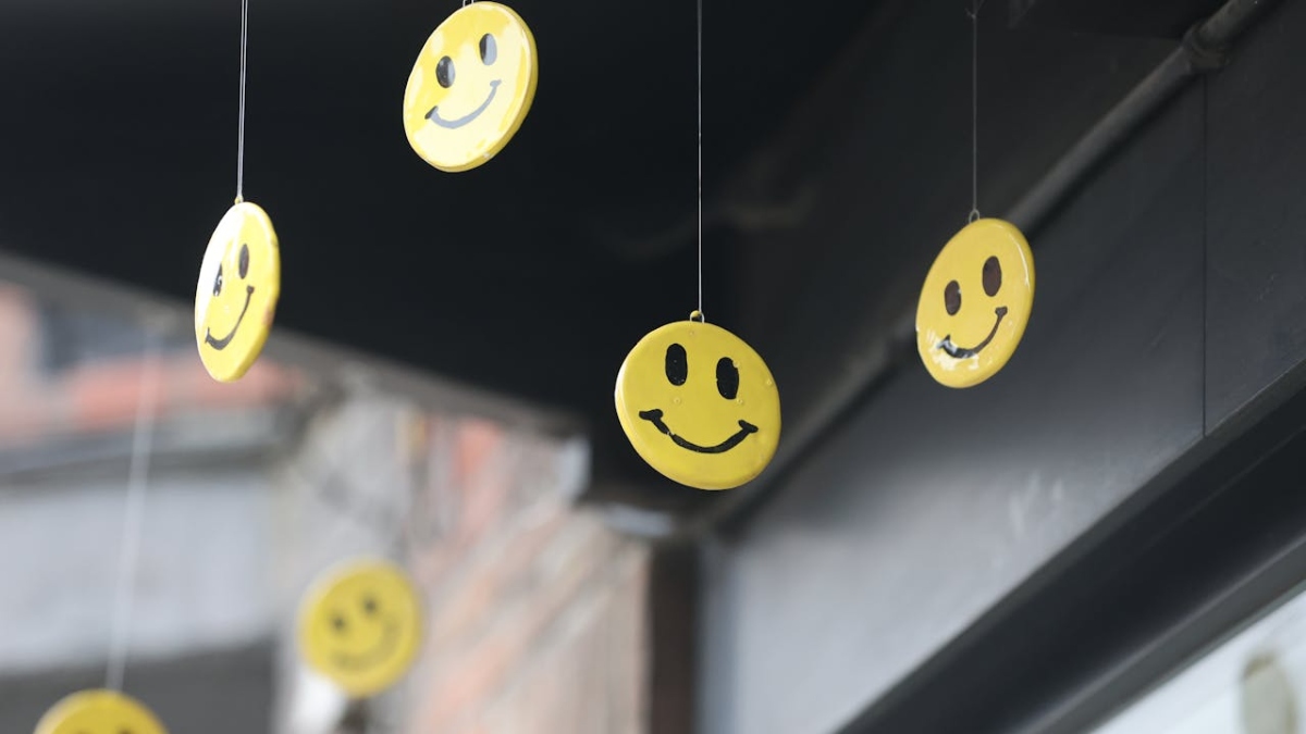 Her Ortamda Fark Ediliyorlar: Çevresine Pozitif Enerji Yayan İnsanların 11 Özelliği