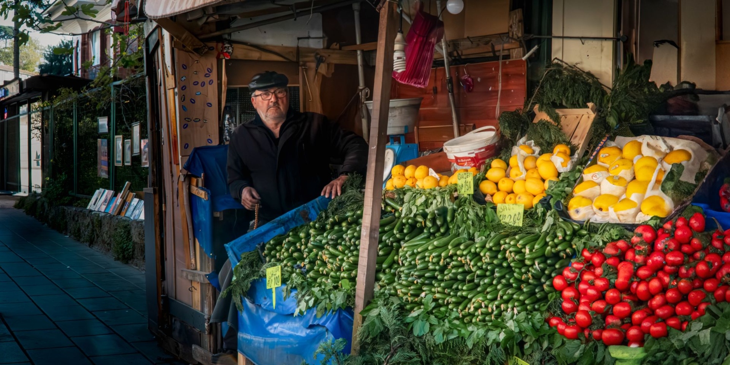 Market Çalışanı, Komşu, Barista… Hayatımızdaki Zayıf Bağlar Ruh Sağlığımızı Nasıl Etkiliyor?